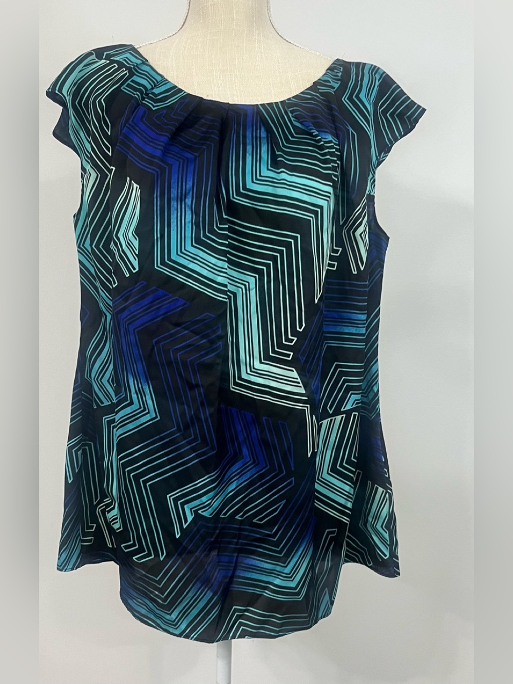 Worthington - Womens Shortsleeve Blouse - Size XL - EUC